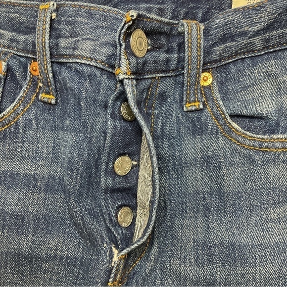 Levi’s button fly white oak cone denim slim straight raw hem Size 26 EUC - Picture 7 of 14